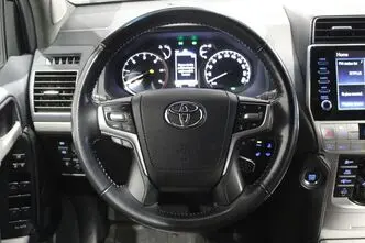 Toyota Land Cruiser, 2.8, 150 kW, diesel, automatic, four-wheel drive