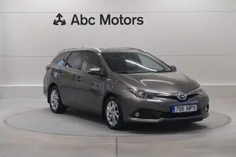 Toyota Auris, 1.6, 97 kW, bensiin, automaat, esivedu