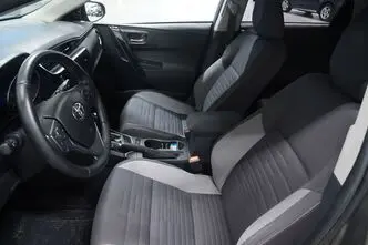 Toyota Auris, 1.6, 97 kW, bensiin, automaat, esivedu