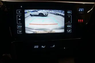 Toyota Auris, 1.6, 97 kW, bensiin, automaat, esivedu