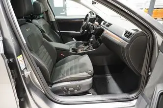 Škoda Superb, 2.0, 206 kW, petrol, automatic, four-wheel drive