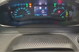 Peugeot 2008, электричество, автомат, передний привод