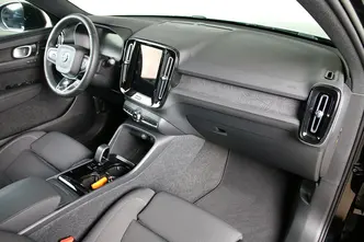 Volvo XC40, 80 kW, elekter, automaat, esivedu