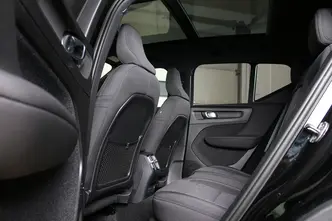 Volvo XC40, 80 kW, elekter, automaat, esivedu