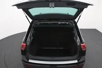Volkswagen Tiguan, 1.4, 92 kW, bensiin, manuaal, esivedu