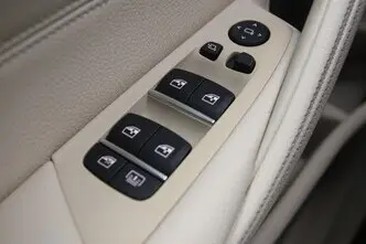 BMW 540, 3.0, 250 kW, bensiin, automaat, tagavedu