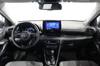 Toyota Yaris, 1.5, 68 kW, hybrid, automatic, front-wheel drive