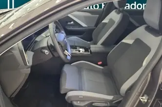 Opel Astra, 1.2, 96 kW, petrol, automatic, front-wheel drive