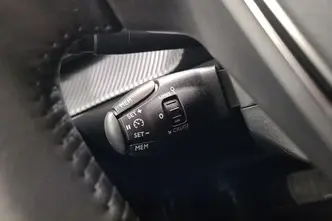 Peugeot 2008, electric, automatic, front-wheel drive