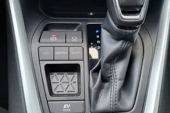 Toyota RAV4, 2.5, 131 kW, hybrid, automatic, front-wheel drive