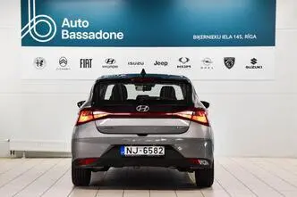 Hyundai i20, 1.0, 73.5 kW, petrol, automatic, front-wheel drive