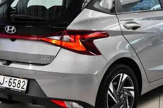 Hyundai i20, 1.0, 73.5 kW, petrol, automatic, front-wheel drive