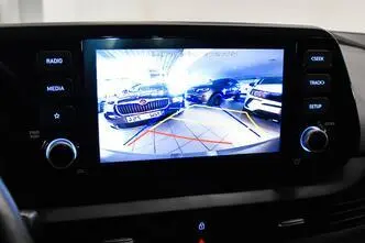 Hyundai i20, 1.0, 73.5 kW, petrol, automatic, front-wheel drive