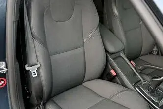 Volvo V40 Cross Country, 2.0, 110 kW, diisel, automaat, esivedu