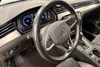 Volkswagen Passat, 2.0, 110 kW, petrol, automatic