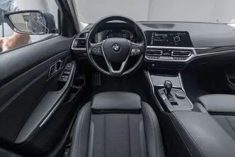 BMW 320, 2.0, 140 kW, дизель, автомат, полный привод