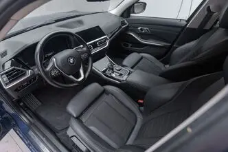 BMW 320, 2.0, 140 kW, дизель, автомат, полный привод