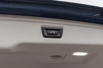 BMW 320, 2.0, 140 kW, дизель, автомат, полный привод