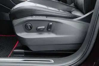 Volkswagen Tiguan, 2.0, 169 kW, petrol, automatic, four-wheel drive