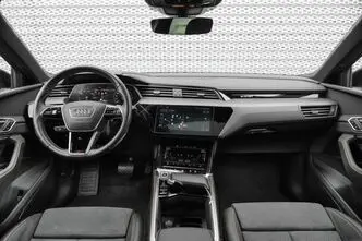 Audi e-tron, 300 kW, elekter, automaat, nelikvedu