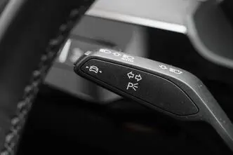 Audi e-tron, 300 kW, elekter, automaat, nelikvedu