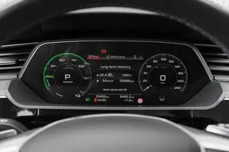 Audi e-tron, 300 kW, elekter, automaat, nelikvedu