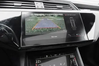 Audi e-tron, 300 kW, elekter, automaat, nelikvedu