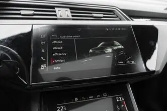 Audi e-tron, 300 kW, elekter, automaat, nelikvedu