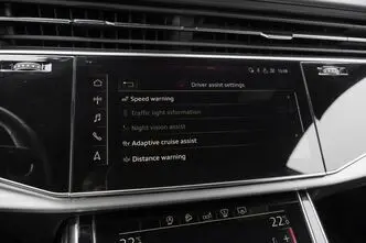 Audi Q8, 3.0, 250 kW, bensiin, automaat, nelikvedu