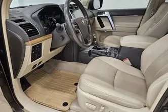 Toyota Land Cruiser, 2.8, 150 kW, diesel, automatic, four-wheel drive