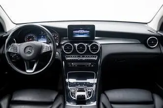 Mercedes-Benz GLC 350, 2.0, 235 kW, automatic, four-wheel drive