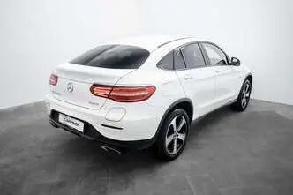 Mercedes-Benz GLC 350, 2.0, 235 kW, automatic, four-wheel drive