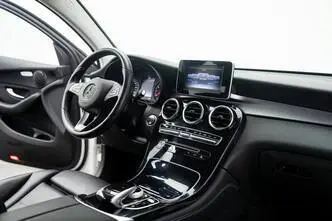 Mercedes-Benz GLC 350, 2.0, 235 kW, automatic, four-wheel drive