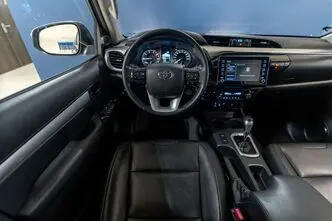 Toyota Hilux, 2.8, 150 kW, дизель, автомат, полный привод