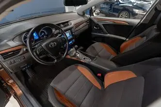 Toyota Avensis, 1.8, 108 kW, бензин, автомат, передний привод