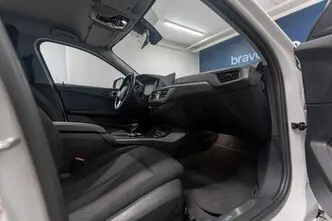 BMW 118, 1.5, 100 kW, petrol, automatic, front-wheel drive