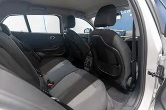 BMW 118, 1.5, 100 kW, petrol, automatic, front-wheel drive