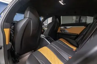 BMW M8, 4.4, 460 kW, benzīns, automātiskā, pilnpiedziņa