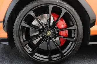 Lamborghini Urus, 4.0, 490 kW, бензин, автомат, полный привод