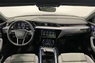 Audi e-tron, 158 kW, elekter, automaat, nelikvedu