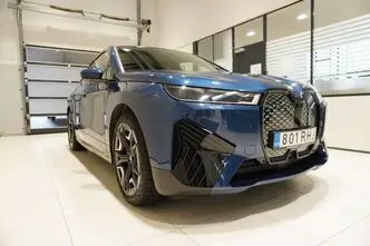 BMW, 102 kW, elekter, automaat, nelikvedu