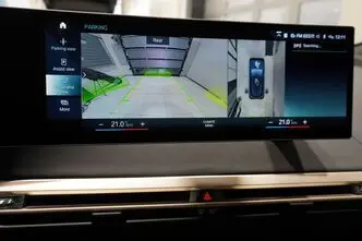 BMW, 102 kW, elekter, automaat, nelikvedu