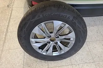 Peugeot 2008, elekter, automaat, esivedu