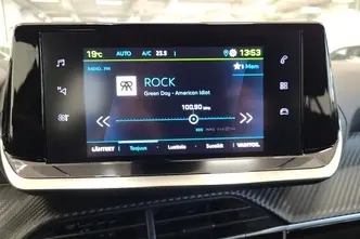 Peugeot 2008, elekter, automaat, esivedu