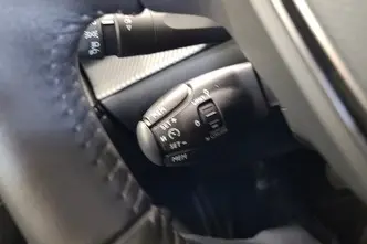 Peugeot 2008, elekter, automaat, esivedu