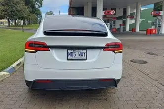 Tesla Model X, elekter, automaat, nelikvedu