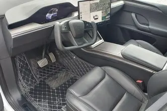 Tesla Model X, elekter, automaat, nelikvedu