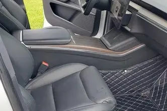 Tesla Model X, elekter, automaat, nelikvedu