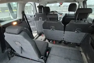 Peugeot 5008, 1.6, 88 kW, bensiin, manuaal, esivedu