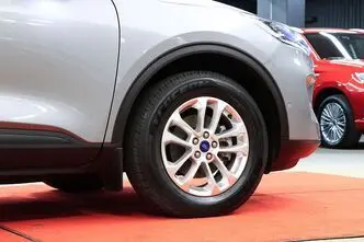 Ford Kuga, 2.5, 112 kW, hübriid, automaat, esivedu